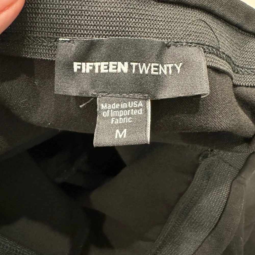 FifteenTwenty Stretch Twill black pants with silver button - Picture 3 of 4